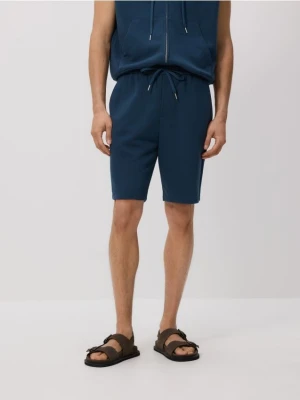 Reserved - Szorty regular fit - granatowy