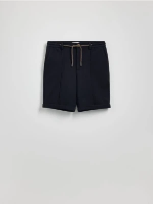 Reserved - Szorty regular fit - granatowy