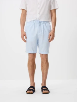 Reserved - Szorty regular z dodatkiem lnu - jasnoniebieski