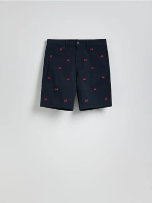 Reserved - Szorty regular z haftem - granatowy