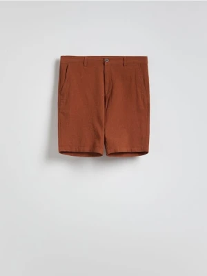 Reserved - Szorty regular z lnem - karminowy