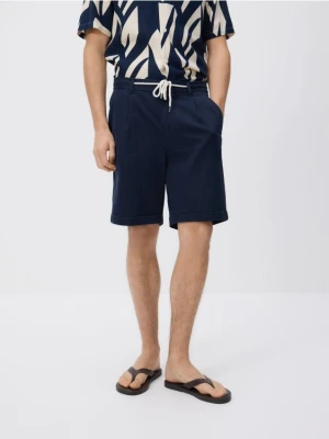 Reserved - Szorty regular z wiskozą - granatowy