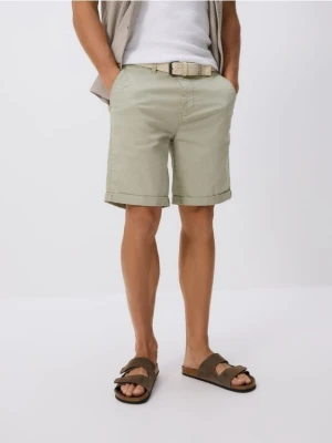 Reserved - Szorty slim fit - jasnozielony