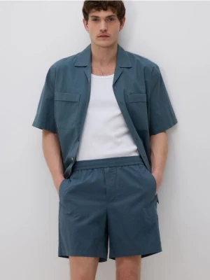 Reserved - Szorty slim z dodatkiem lnu - morski