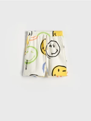 Reserved - Szorty SmileyWorld® - złamana biel