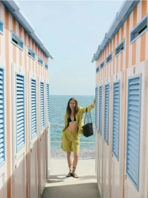 Reserved - Szorty z dodatkiem lnu - zielony