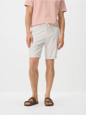 Zdjęcie produktu Reserved - Szorty z domieszką lnu - beżowy