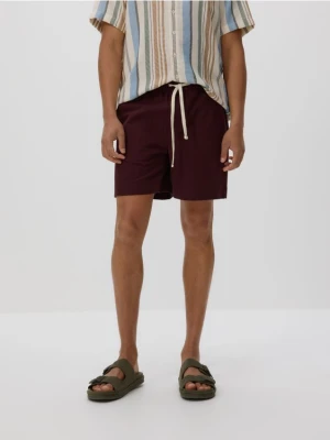 Reserved - Szorty z domieszką lnu - mahoniowy