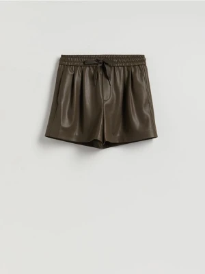 Reserved - Szorty z imitacji skóry - brązowy