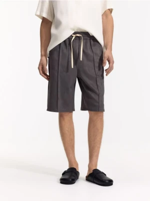 Reserved - Szorty z imitacji zamszu - ciemnoszary