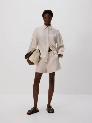 Reserved - Szorty z wiskozą - beżowy