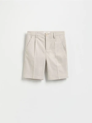 Reserved - Szorty z wiskozą - beżowy