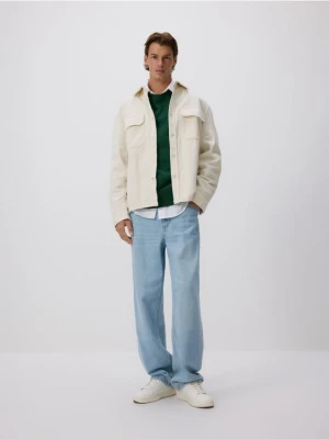 Reserved - Sztruksowa koszula comfort fit - złamana biel