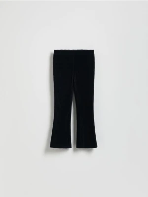 Reserved - Sztruksowe spodnie flare - czarny