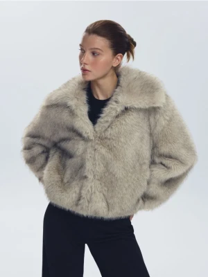 Reserved - Sztuczne futerko z kołnierzem - jasnoszary