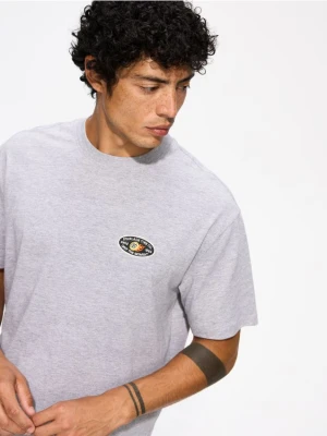 Reserved - T-shirt boxy z nadrukiem na plecach - jasnoszary