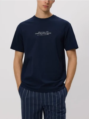 Reserved - T-shirt comfort z nadrukiem - granatowy