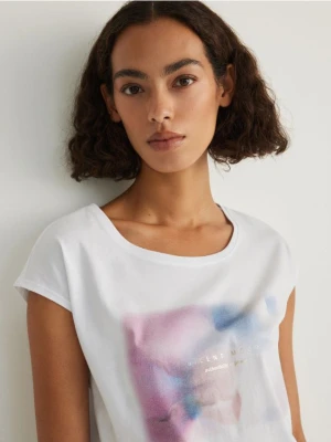 Reserved - T-shirt kimono z nadrukiem - biały
