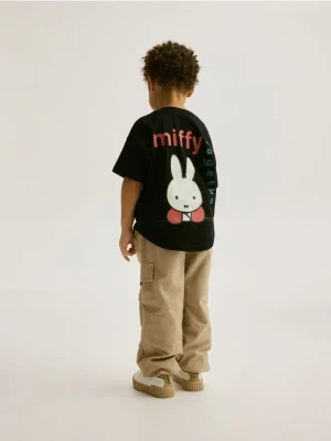 Reserved - T-shirt oversize Miffy - czarny