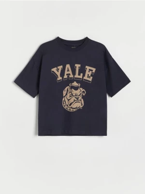 Reserved - T-shirt oversize Yale - granatowy