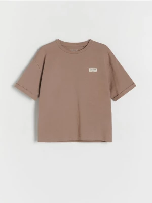 Reserved - T-shirt oversize z naszywką - Brązowy