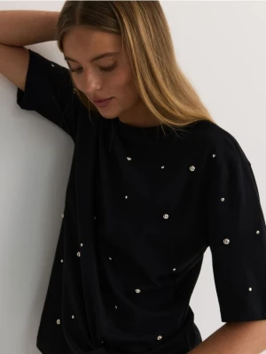 Reserved - T-shirt oversize z nitami - czarny