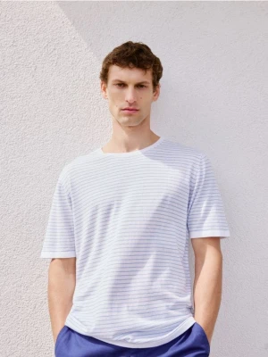 Reserved - T-shirt regular fit z lyocellem - jasnoniebieski