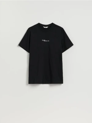 Reserved - T-shirt regular fit z nadrukiem - czarny