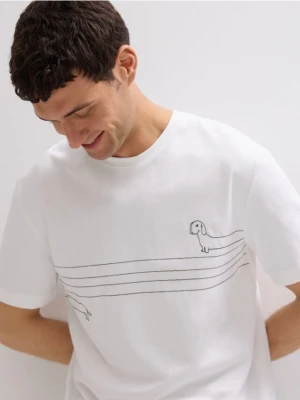 Reserved - T-shirt regular z haftem - biały