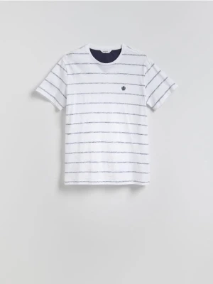 Reserved - T-shirt regular z haftem - granatowy