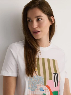 Reserved - T-shirt regular z nadrukiem - biały