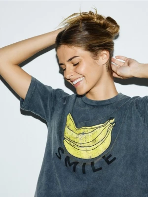 Zdjęcie produktu Reserved - T-shirt regular z nadrukiem - ciemnoszary
