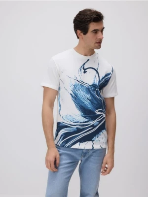 Reserved - T-shirt regular z nadrukiem - złamana biel