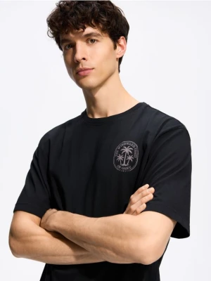 Reserved - T-shirt relaxed z nadrukiem na plecach - czarny
