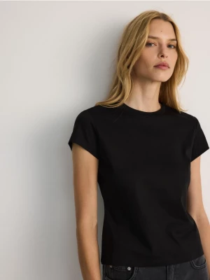 Reserved - T-shirt slim fit z domieszką jedwabiu - czarny