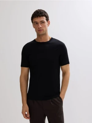 Zdjęcie produktu Reserved - T-shirt slim z wełny merino - czarny