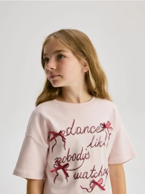 Reserved - T-shirt z aplikacją - pastelowy róż