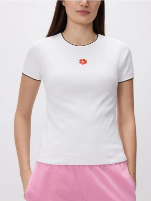 Reserved - T-shirt z bawełną - biały