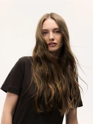 Reserved - T-shirt z bawełny merceryzowanej - brązowy