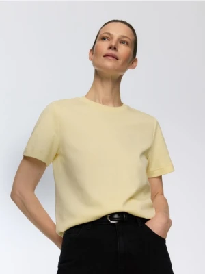 Reserved - T-shirt z bawełny merceryzowanej - żółty