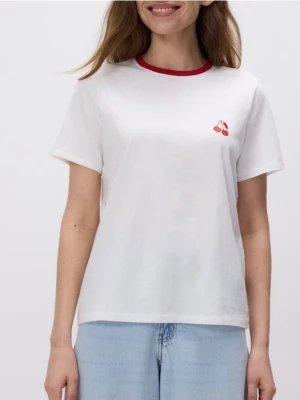 Reserved - T-shirt z drobnym haftem - złamana biel