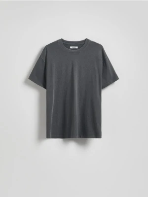 Reserved - T-shirt z efektem sprania - ciemnoszary