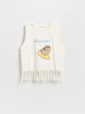Reserved - T-shirt z frędzlami Pusheen - złamana biel