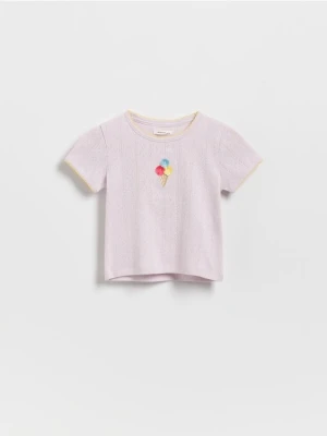 Reserved - T-shirt z haftem - lawendowy