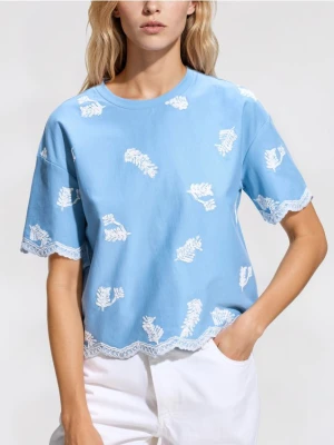 Reserved - T-shirt z haftowanym wzorem - jasnoniebieski