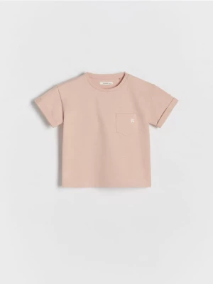 Reserved - T-shirt z kieszonką - różowy