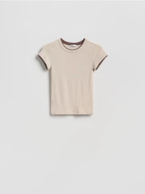 Reserved - T-shirt z kontrastową wstawką - beżowy