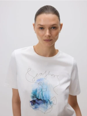 Zdjęcie produktu Reserved - T-shirt z koralikowymi aplikacjami - biały