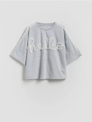 Reserved - T-shirt z koronkowym wykończeniem - jasnoszary