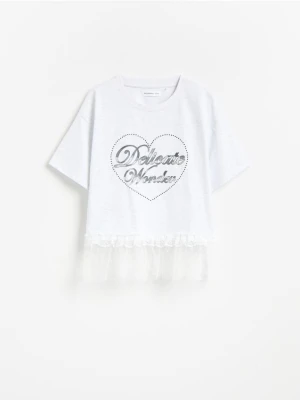 Reserved - T-shirt z koronkowym wykończeniem - jasnoszary